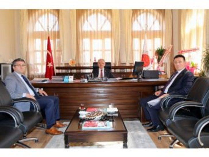 Yozgat Cumhuriyet Başsavcısı Ve Ağır Ceza Reisinden Bozok Üniversitesi Rektörü Karacabey’e Ziyaret