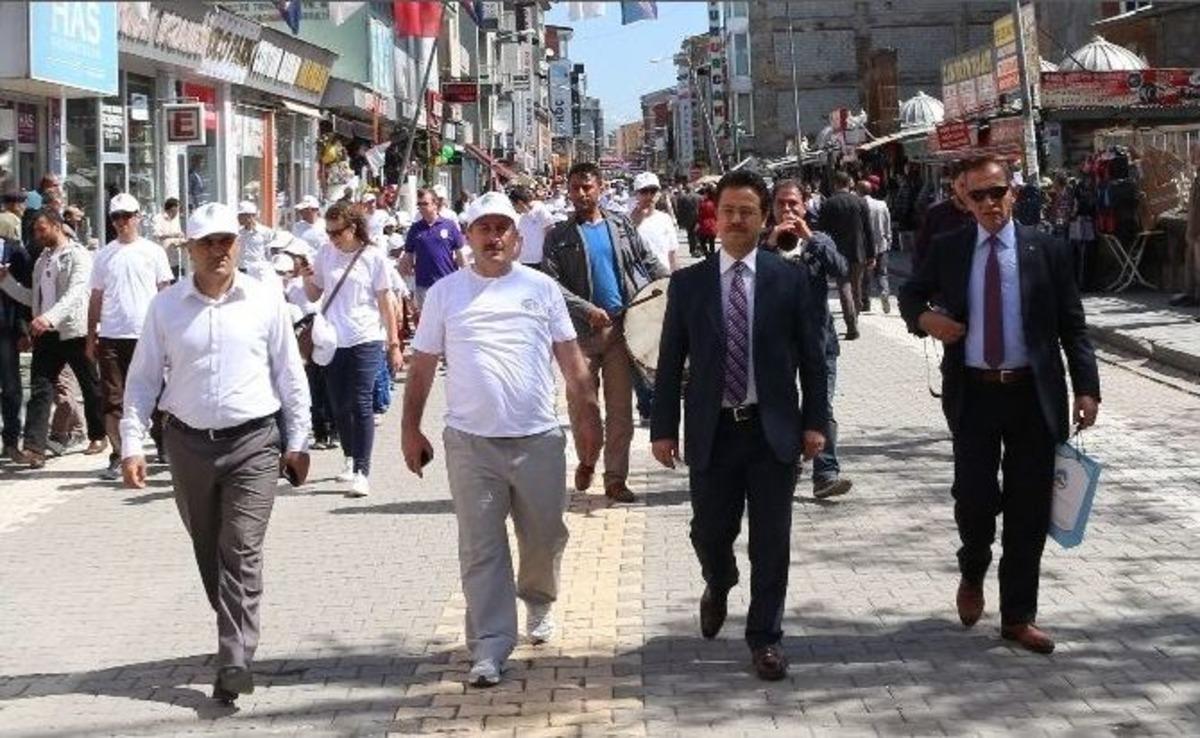 Ağrı&rsquo;da &Ccedil;ocuk Festivali