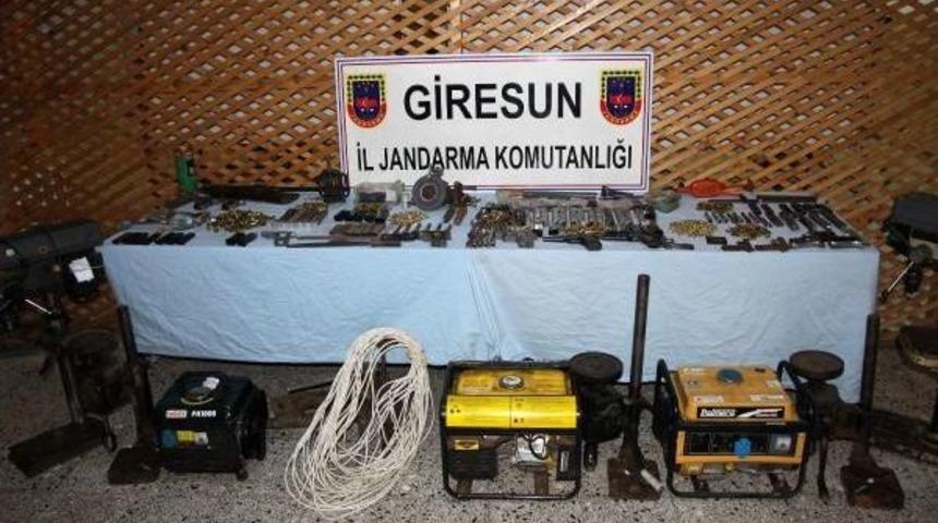 Giresun&rsquo;Da Ka&ccedil;ak Silah Imalathanesi : 4 G&ouml;zaltı