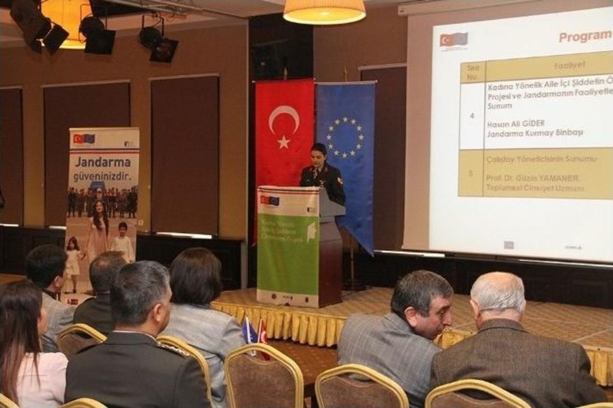 Erzurum&rsquo;da &ldquo;kadına Y&ouml;nelik Aile İ&ccedil;i Şiddet Projesi Koordinasyon Ve Farkındalık&rdquo; Semineri