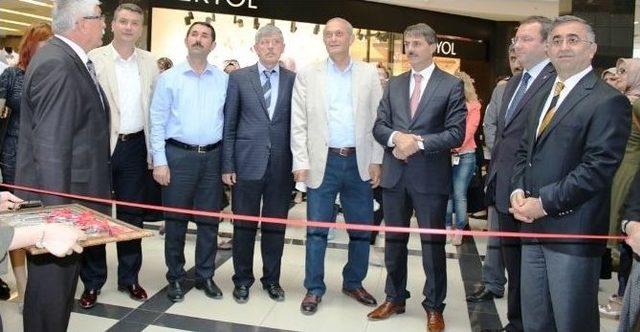 El Emeği Göz Nuru Eserler Serdivan Avm’de