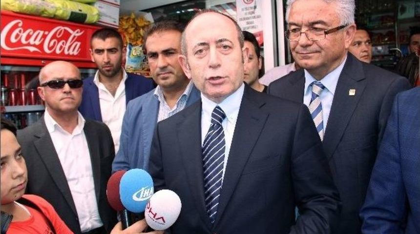 Akif Hamza&ccedil;ebi Hdp Binasına Saldırıyı Değerlendirdi
