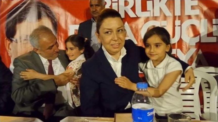 Ak Partili Adaylar, &Ouml;zal Mahallesi&rsquo;ni Ziyaret Etti