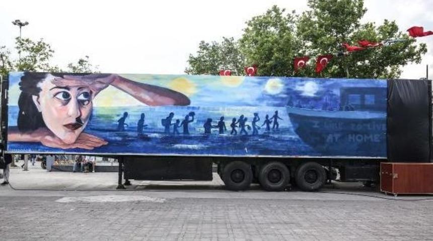 Konteynırda Tiyatro