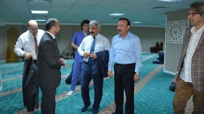 İzmit Belediyesi&rsquo;nden &Uuml;niversite Hastanesine Mescit