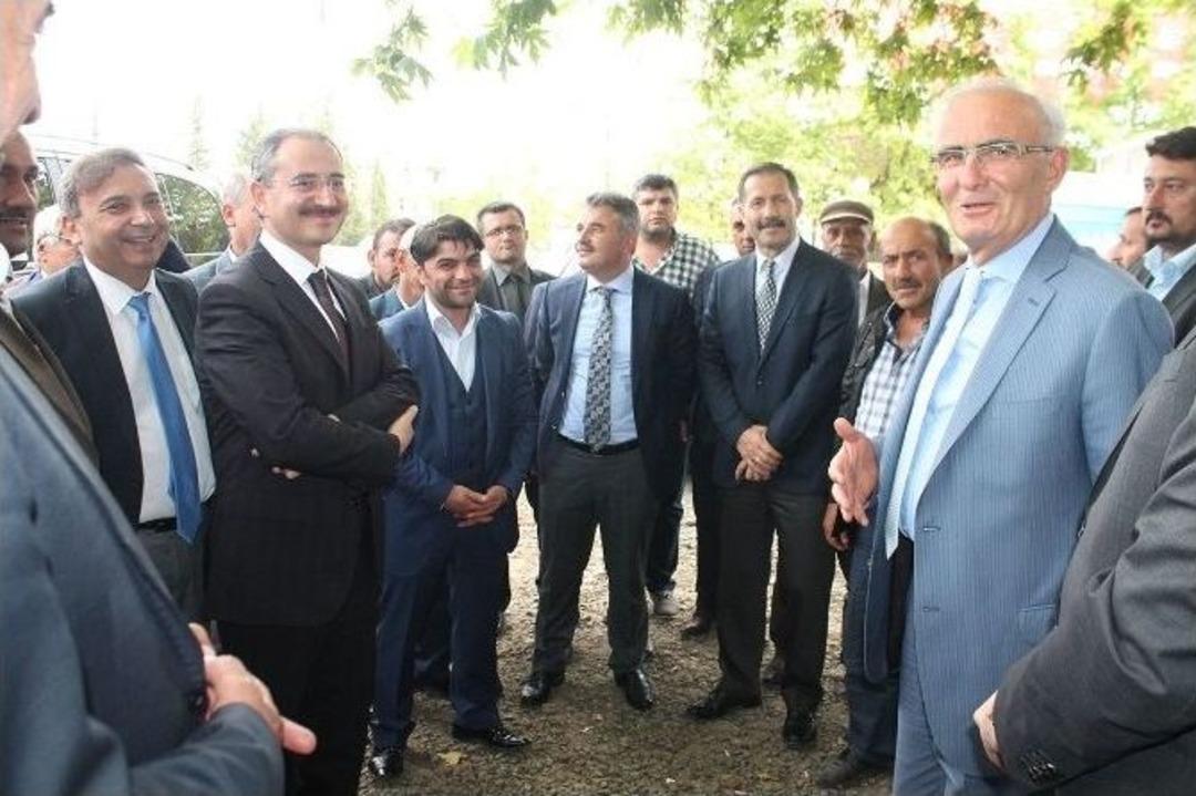 Kırsal Mahallelere B&uuml;y&uuml;kşehir Eli Değdi