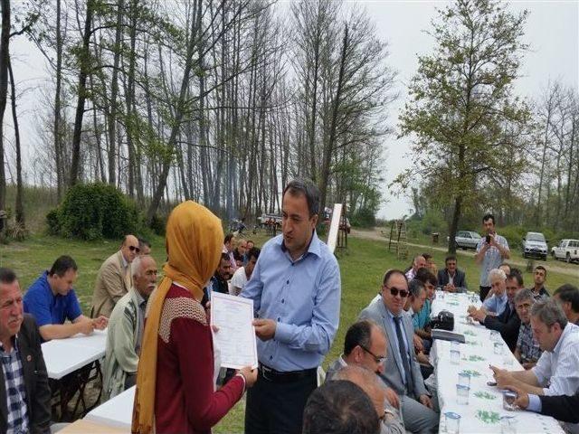 &Ccedil;aycuma&rsquo;da S&uuml;t Sığırı Yetiştiriciliği Kursu Belge T&ouml;reni Yapıldı 1