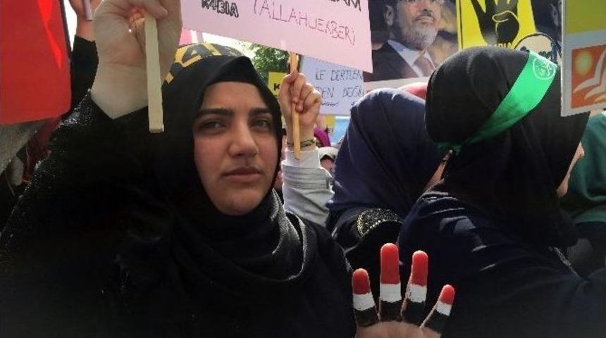 Kız İmam Hatip Lisesi &lsquo;mursi&rsquo; İ&ccedil;in Y&uuml;r&uuml;d&uuml;