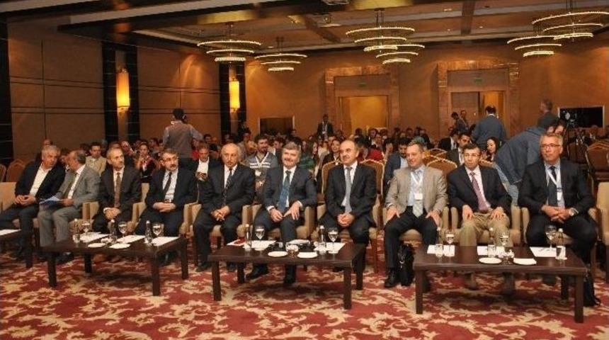 &ldquo;avrasya Siyaseti Ve Toplumu&rdquo; Konferansı Konya&rsquo;da Başladı