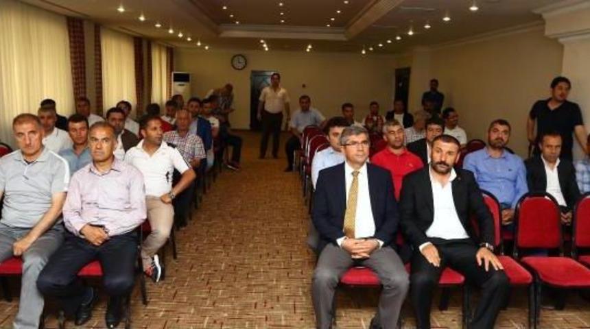 Diyarbakır'daki B&ouml;lge Kul&uuml;pleri Hakemin Lisansının Iptalini Istedi