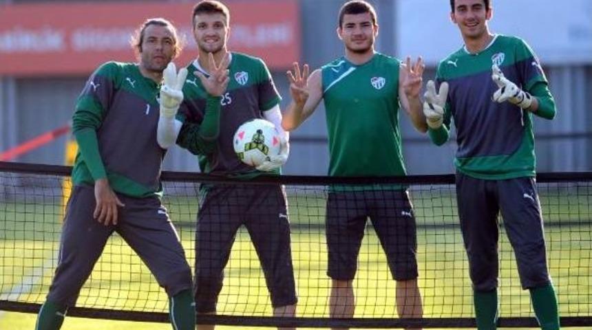 Bursaspor, Akhisar Belediye Ma&ccedil;ına Hazırlanıyor
