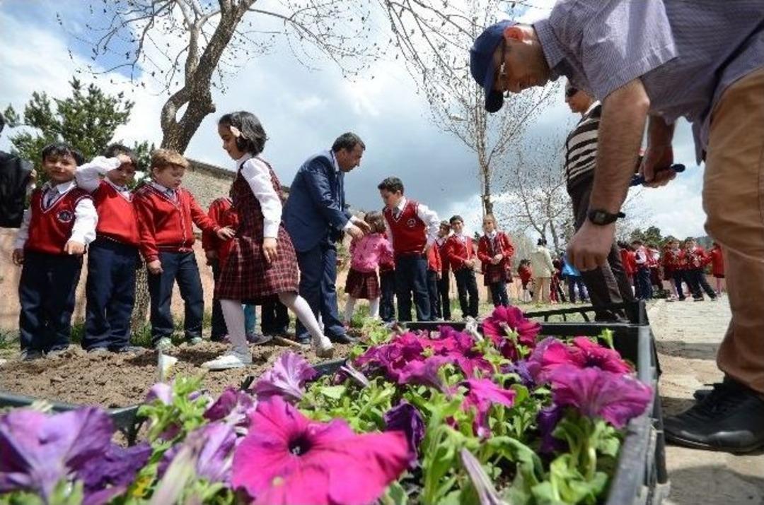 Sarıkamış&rsquo;ta &ldquo;g&uuml;zel &Ccedil;evrem &rdquo;projesi