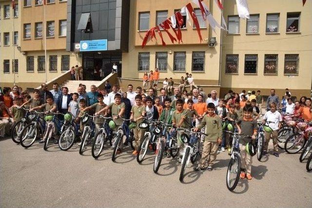 Hüseyin Üzülmez, “başarmak Sizden Bisikletler Bizden”