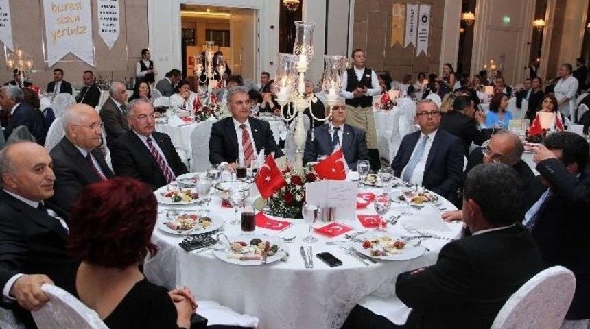 Başkan Yaşar, Osiad’ın Gecesine Katıldı