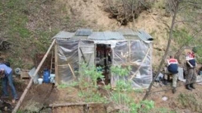 Jandarmadan Ka&ccedil;ak Silah Operasyonu