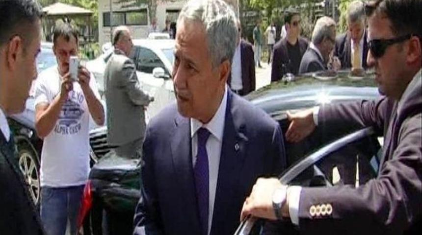 Başbakan Yardımcısı Arın&ccedil;&rsquo;tan Silahla Ağır Yaralanan G&uuml;rsu Belediye Başkanı&rsquo;na Ziyaret