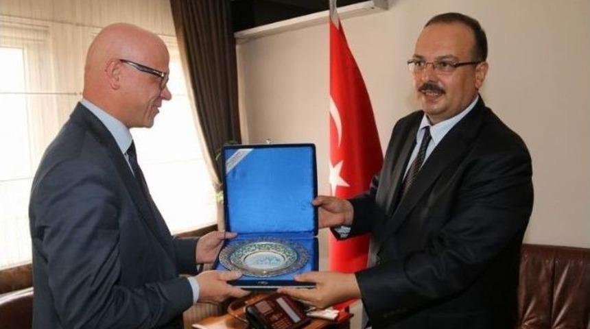 Ab T&uuml;rkiye Delegasyonu Siyasi İşler M&uuml;steşarı Fidos&rsquo;tan Vali Canbolat&rsquo;a Ziyaret
