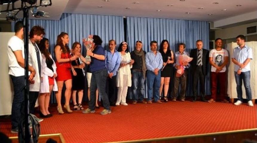 S&ouml;ke Mustafa Pamuk&ccedil;u Tiyatrosu Yine &ldquo;hakkını&rdquo; Verdi