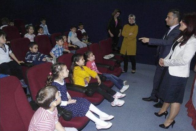 Canik’ten Tiyatrolu Eğitim