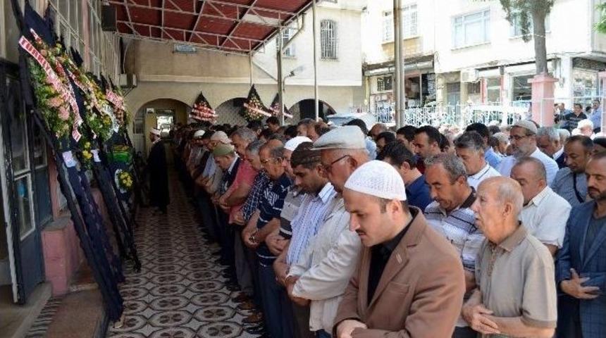 Sgk M&uuml;d&uuml;r&uuml; Akkaş&rsquo;ın Annesi Vefat Etti