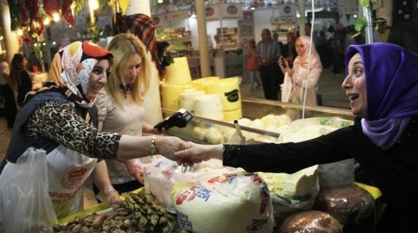 Ak Parti Milletvekili Adayı Fatma Benli, Kastamonu G&uuml;nleri&rsquo;ni Ziyaret Etti