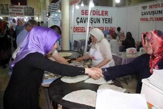 Ak Parti Milletvekili Adayı Fatma Benli, Kastamonu G&uuml;nleri&rsquo;ni Ziyaret Etti 2