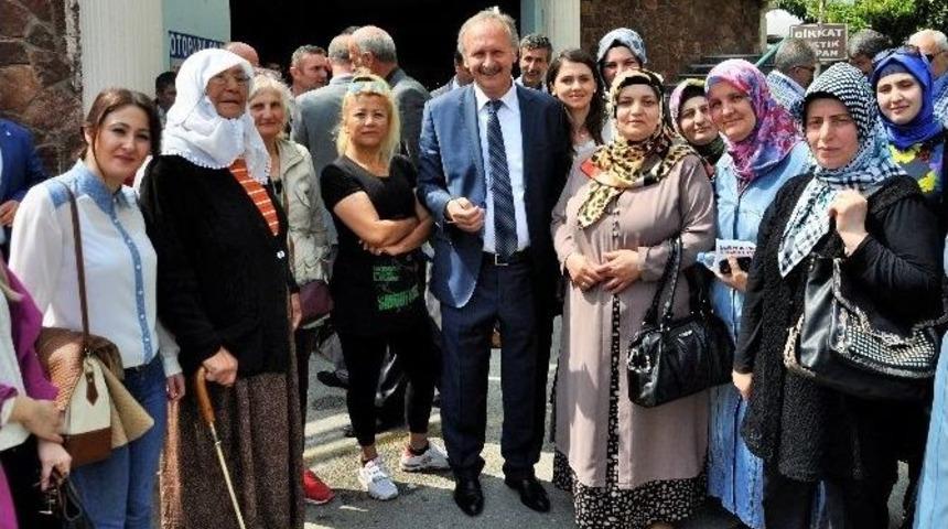 &Ouml;zden: &ldquo;proje &Uuml;reten Yok, Laf &Ccedil;ok&rdquo;