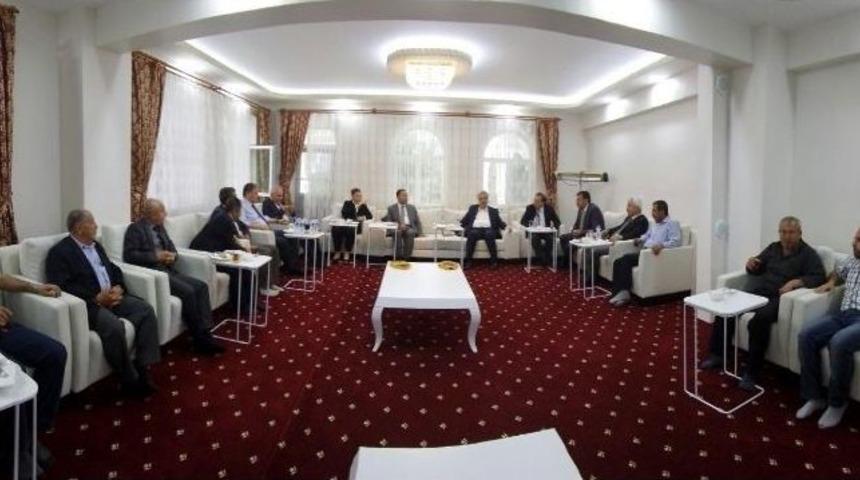 Ak Parti Heyetin&rsquo;den &Ouml;lmeztoprak&rsquo;a Ziyaret