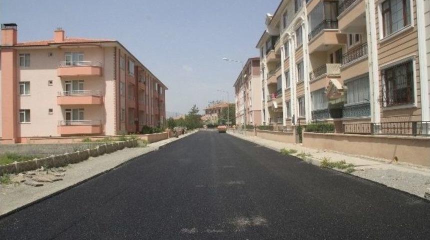 Erzincan Belediyesi Asfalt Ve Kaldırım &Ccedil;alışmalarına Hız Verdi