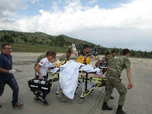 Tunceli’deki Kazada Yaralanan 1 Kişi Helikopterle Elazığ’a Getirildi