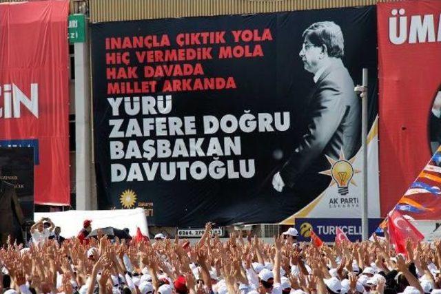 Başbakan Davutoğlu: Kılıçdaroğlu Kitap Okumayı Bilmez (2)