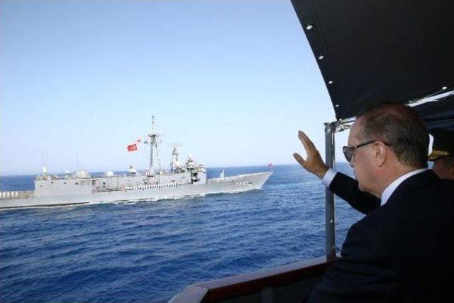 Cumhurbaşkanı Erdoğan, 'deniz Kurdu-2015' Tatbikatını Izledi