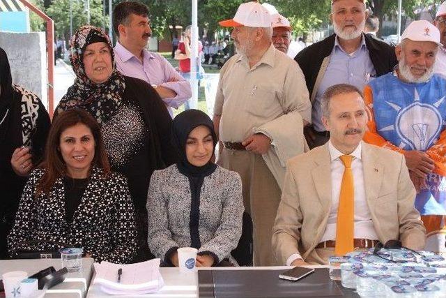 Ak Partili Öztürk: “başörtülü Kadınlar İçin İlk Defa Yasaksız Seçim Olacak”