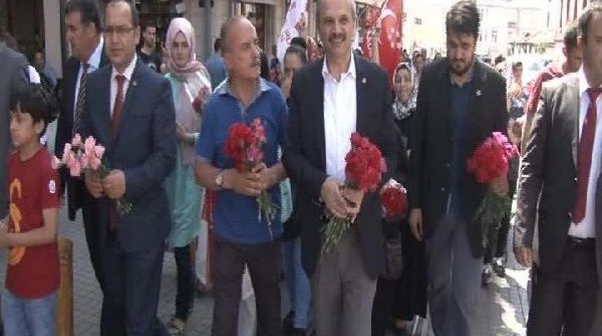 Sp Ve Bbp'den Taksim'de Sevgi Yürüyüşü