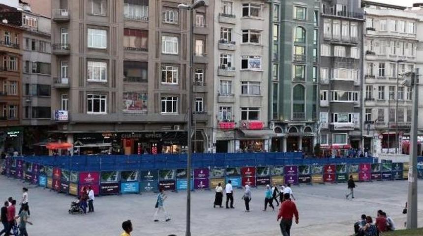 Taksim Meydanı'nda &Ccedil;evre D&uuml;zenlemesi Hazırlıkları