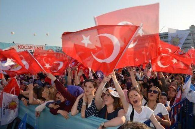 Başbakan Davutoğlu: Kılıçdaroğlu Kitap Okumayı Bilmez (3)