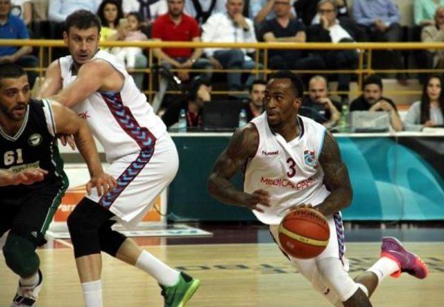 Trabzonspor Medical Park-Darüşşafaka Doğuş: 78-71