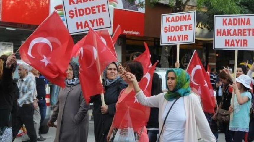 Gaziantep'te Kadınlardan Akşener'e Destek Y&uuml;r&uuml;y&uuml;ş&uuml;