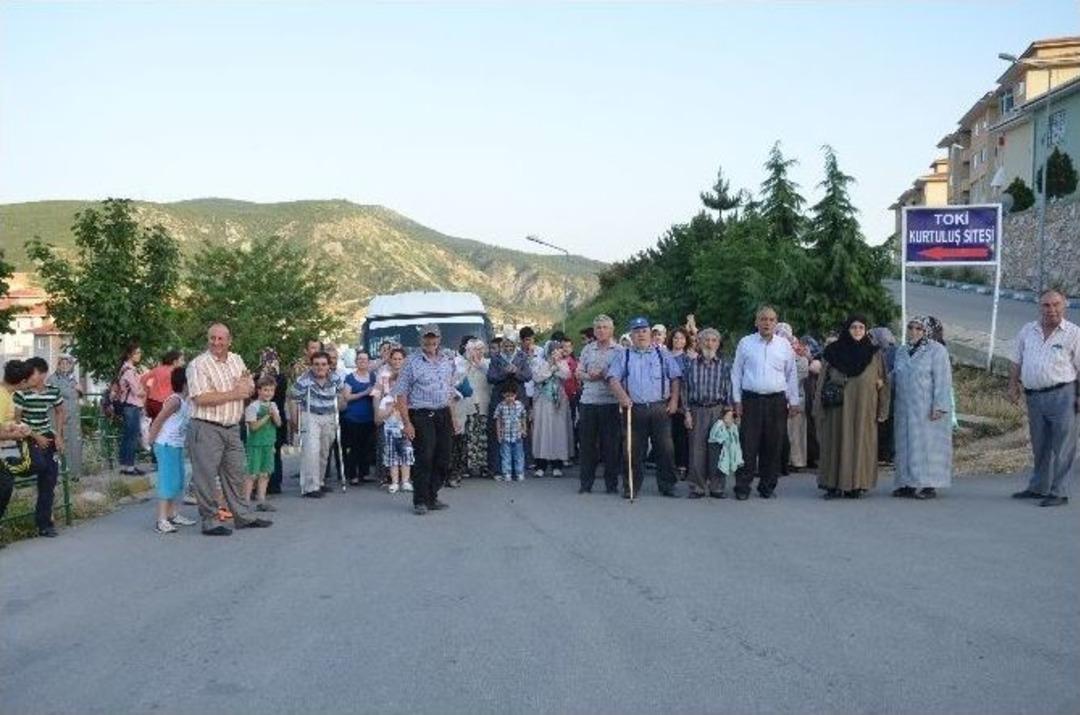 Bilecik&rsquo;te Site Sakinlerinden Minib&uuml;s Eylemi