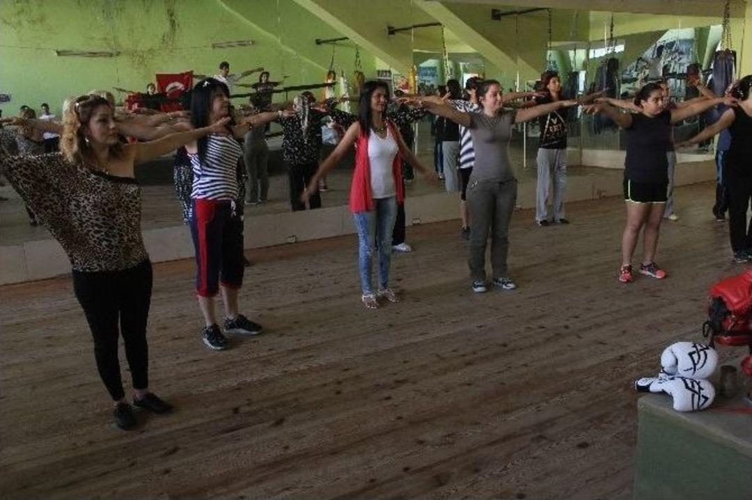 (&ouml;zel Haber) Erkek Şiddetine Bokslu &Ouml;nlem