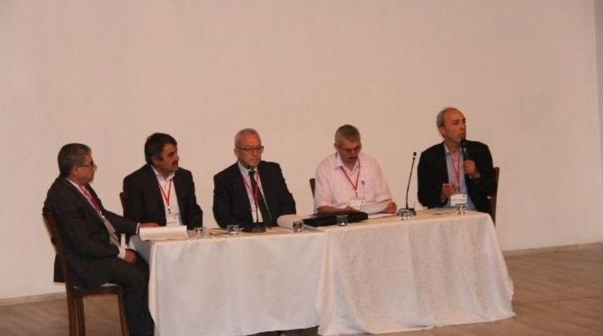 Demirci&rsquo;de "istiklal Harbinde Akıncılar" &Ccedil;alıştayı Sona Erdi