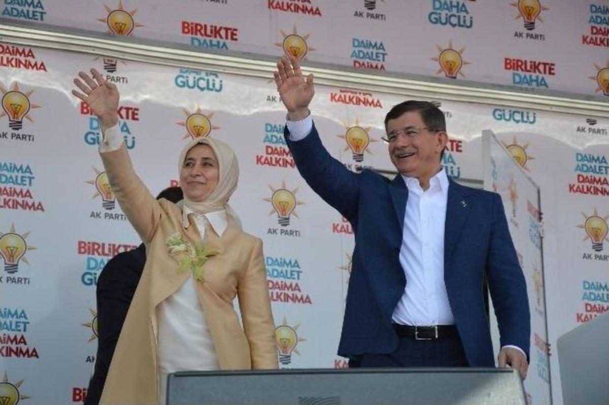 Başbakan Davutoğlu:&rdquo; Bu 6&rsquo;lı &Ccedil;ete Tekrar Gelip Eski T&uuml;rkiye&rsquo;yi Kurmaya &Ccedil;alışacak&rdquo;