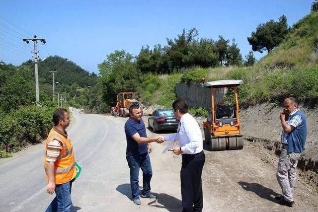 Milletvekili Yılmaz Tunç Yol Düzenleme Çalışmalarını İnceledi