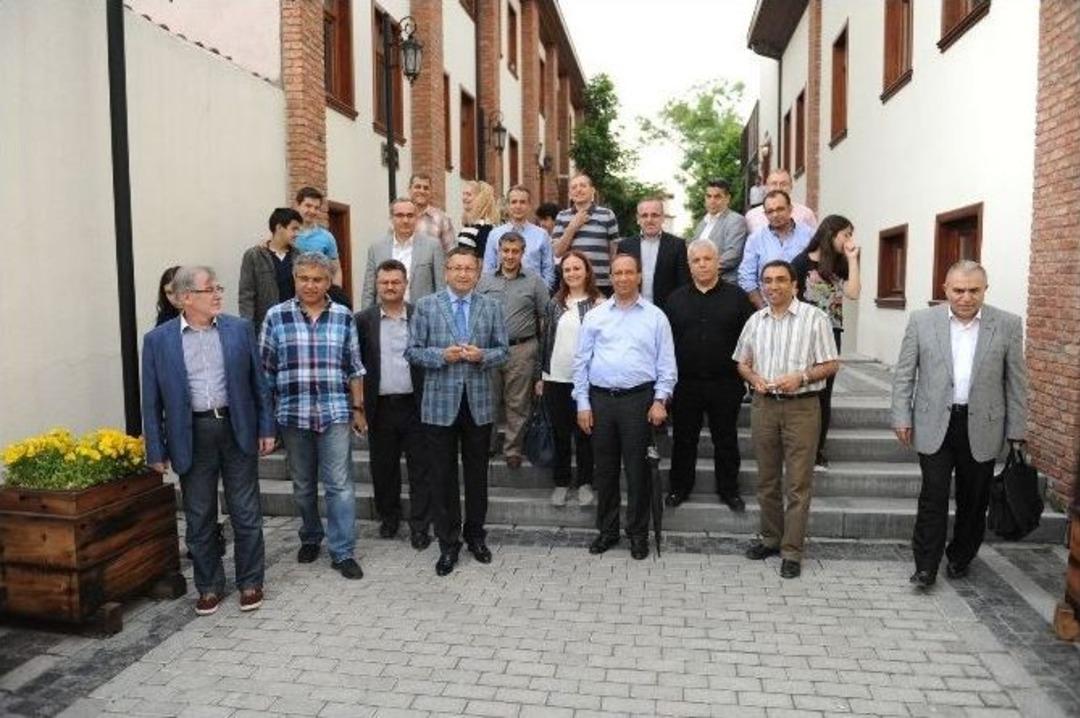 Başkan Tiryaki Sınıf Arkadaşları İle Buluştu