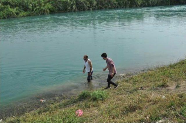 Serinlemek Için Girdiği Berdan Irmağı'nda Kayboldu