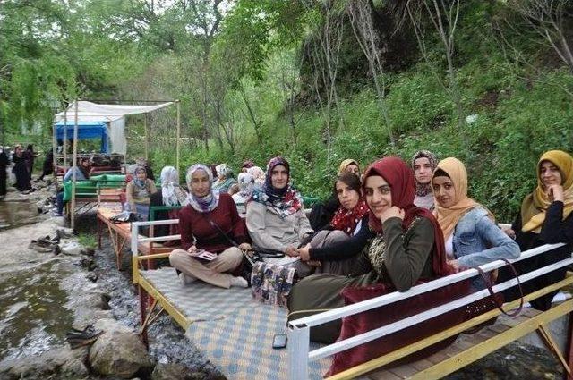 Gençlik Kafilesi Şemdinli’de 1