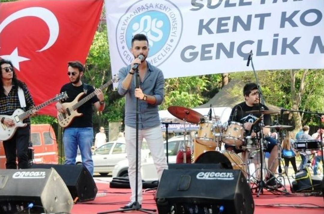 S&uuml;leymanpaşalı Gen&ccedil;ler Gen&ccedil;lik M&uuml;zik Şenliği İle Coştu