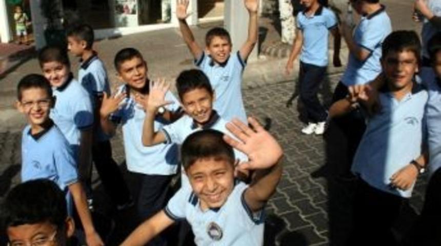 Aydın&rsquo;da 176 Bin &Ouml;ğrenci İ&ccedil;in Ders Zili &Ccedil;alacak