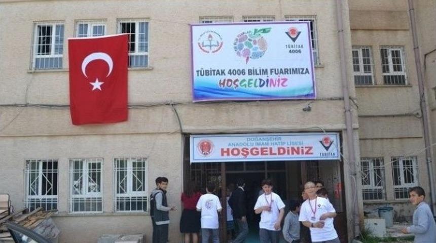Doğanşehir İmam Hatip Lisesi&rsquo;nden T&uuml;bitak Fuarı