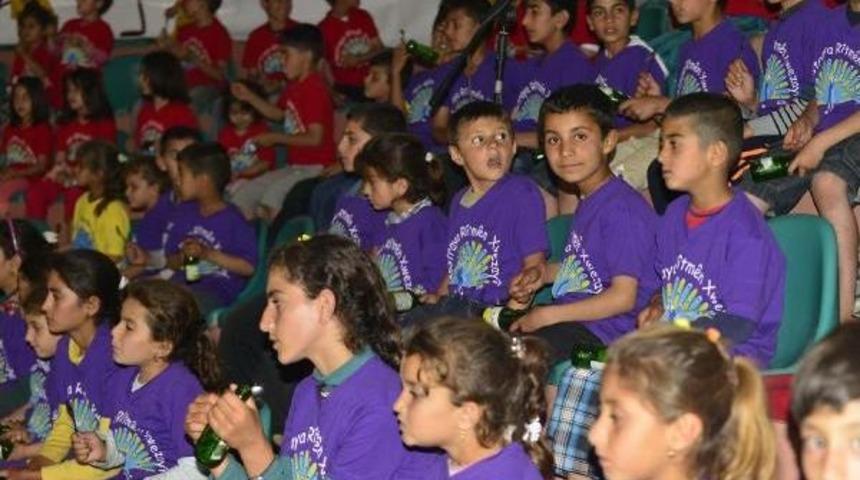 Diyarbakır'da Bin &Ccedil;ocukla Doğal Ritim Konseri